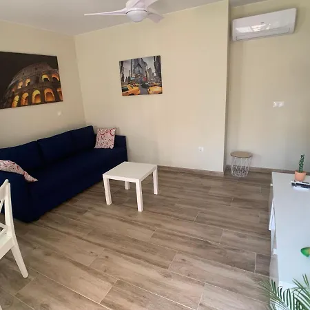 Baco 1-torre De Playa Apartment